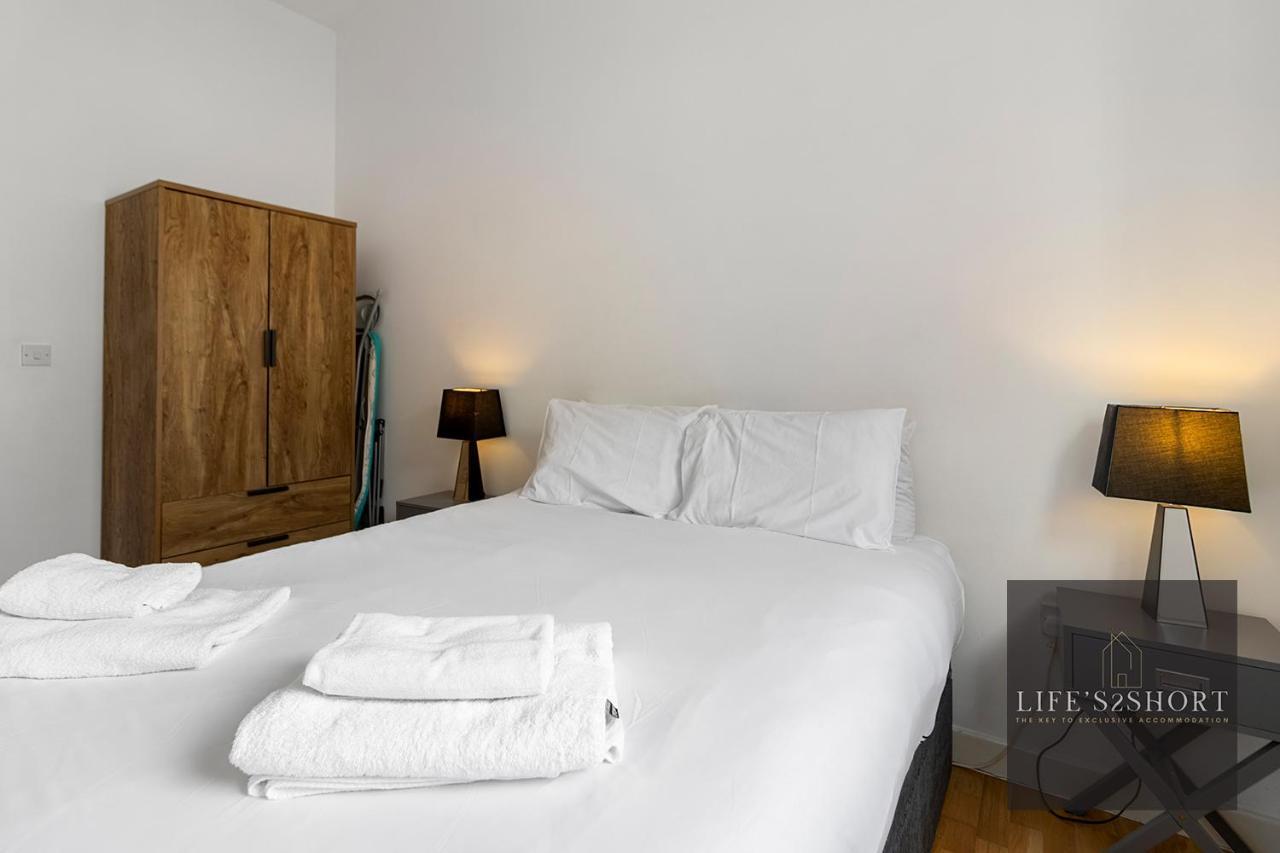 Smythen St, 2 Bed Apartment With Balcony 埃克塞特 外观 照片